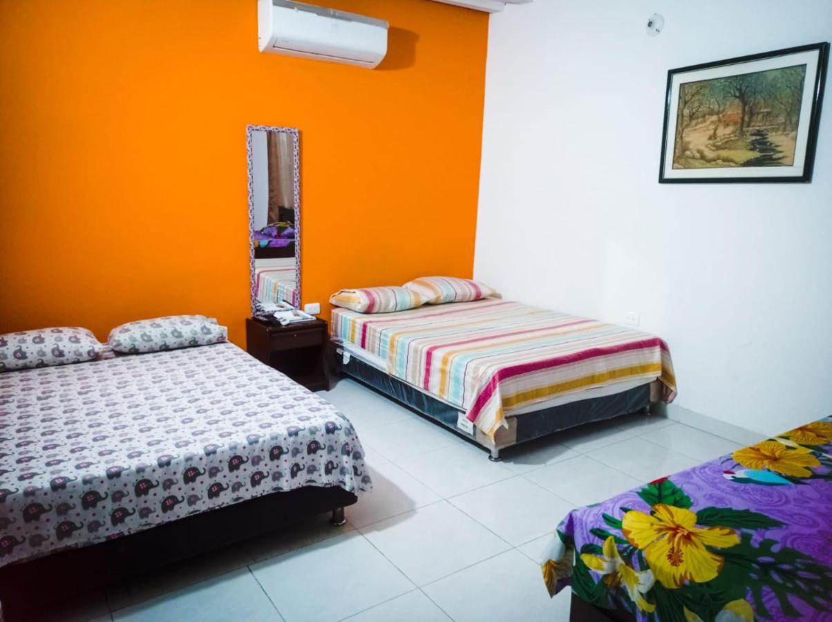 Hotel Acuarius Cúcuta エクステリア 写真