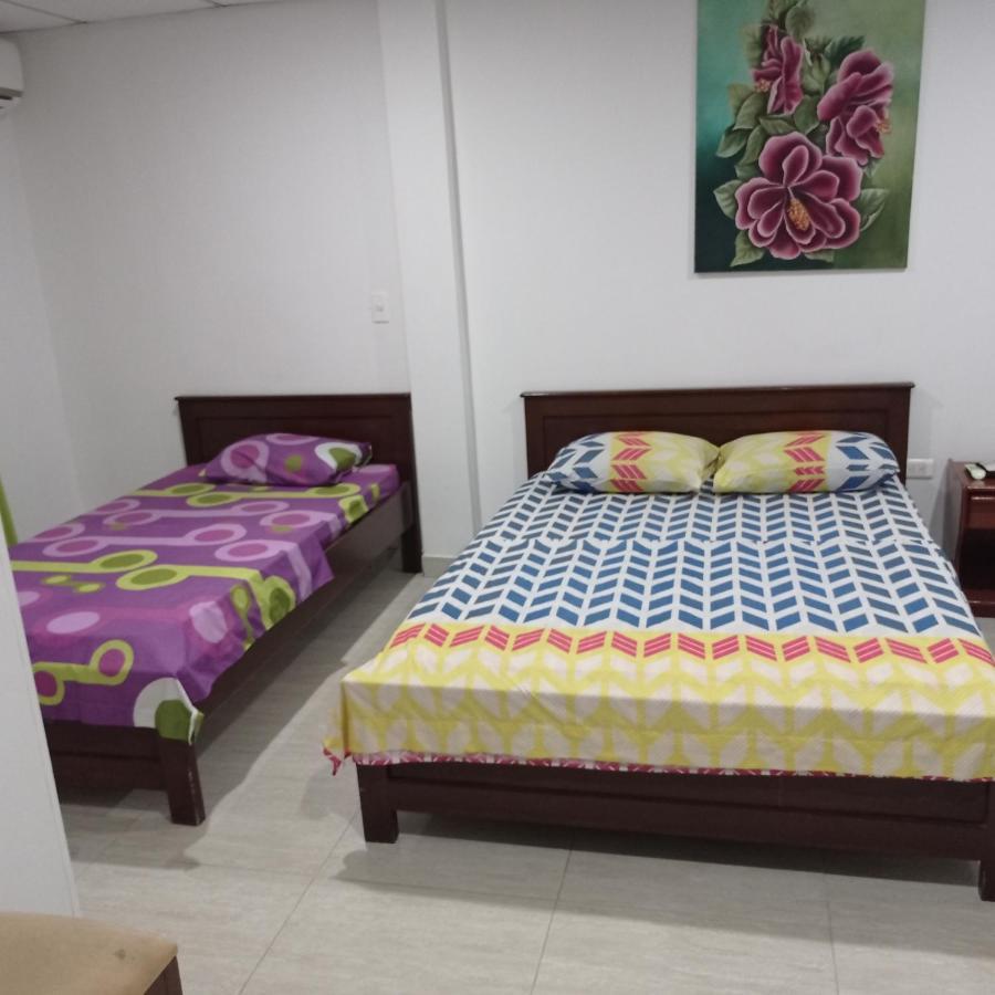 Hotel Acuarius Cúcuta エクステリア 写真