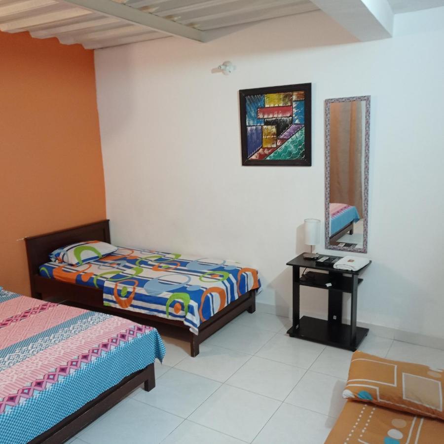 Hotel Acuarius Cúcuta エクステリア 写真