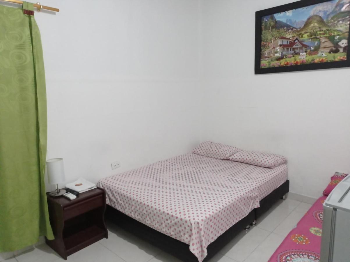 Hotel Acuarius Cúcuta エクステリア 写真